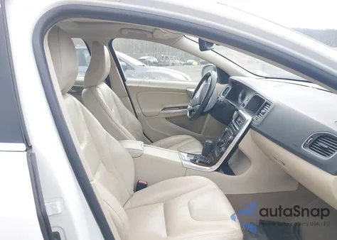 2012 Volvo S60 T5 из США, поврежденный, VIN YV1622FS9C2088350